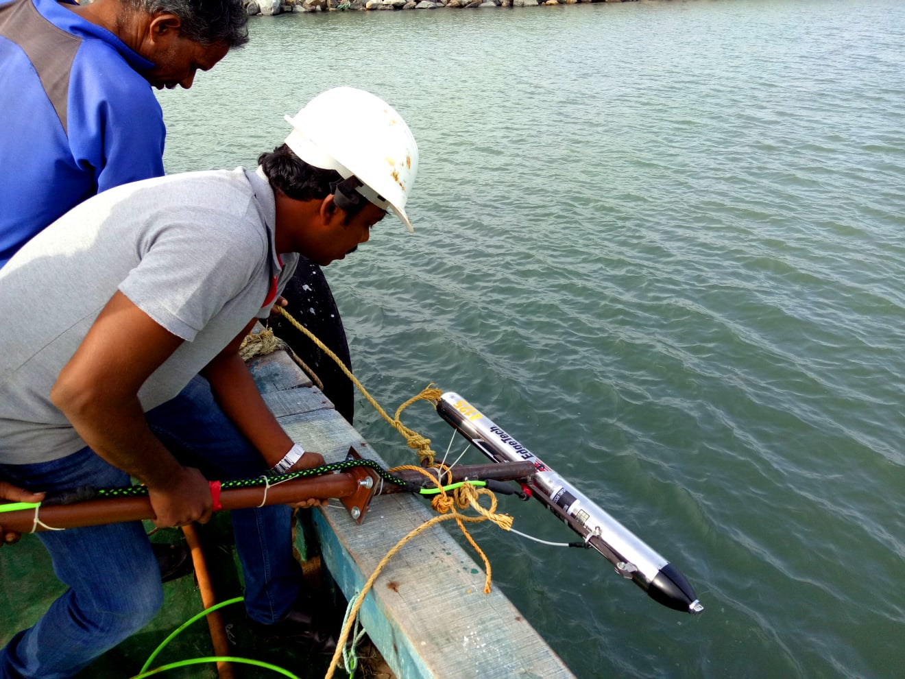 Side Scan Sonar Survey
